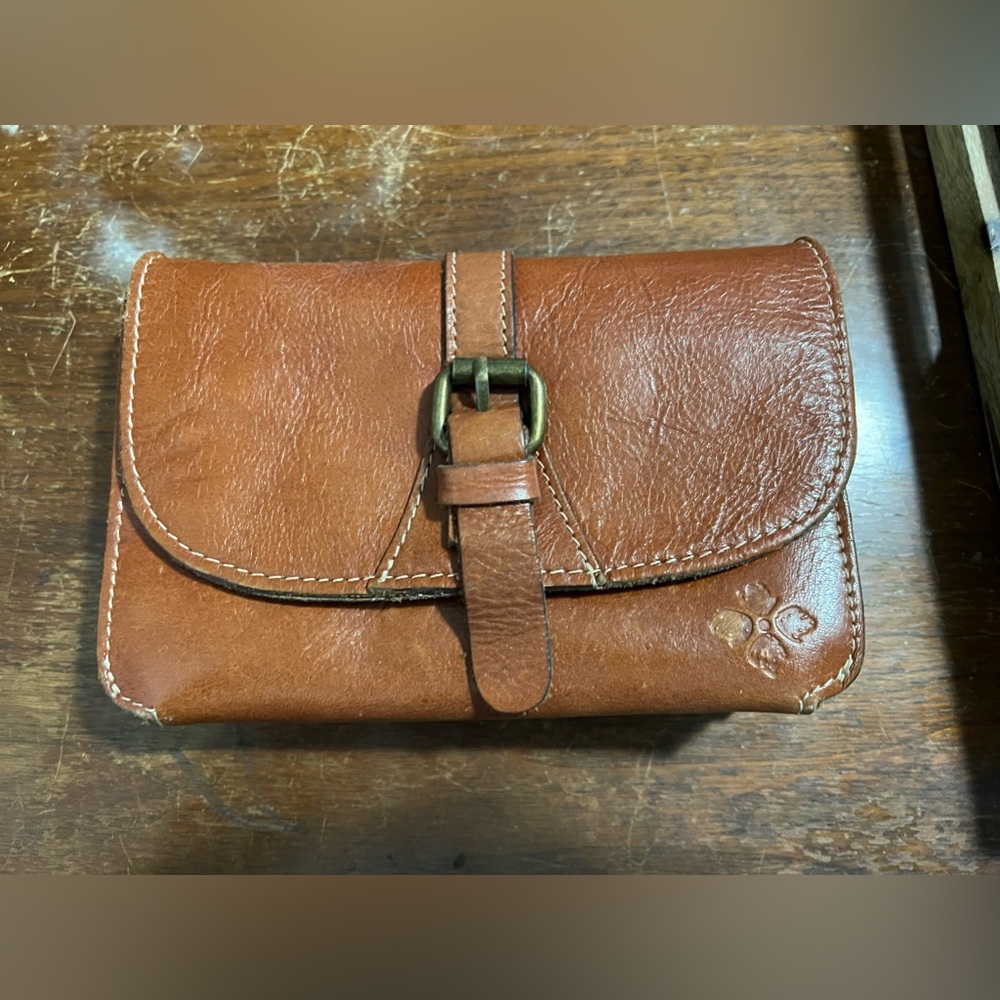 Patricia Nash Crossbody/wallet